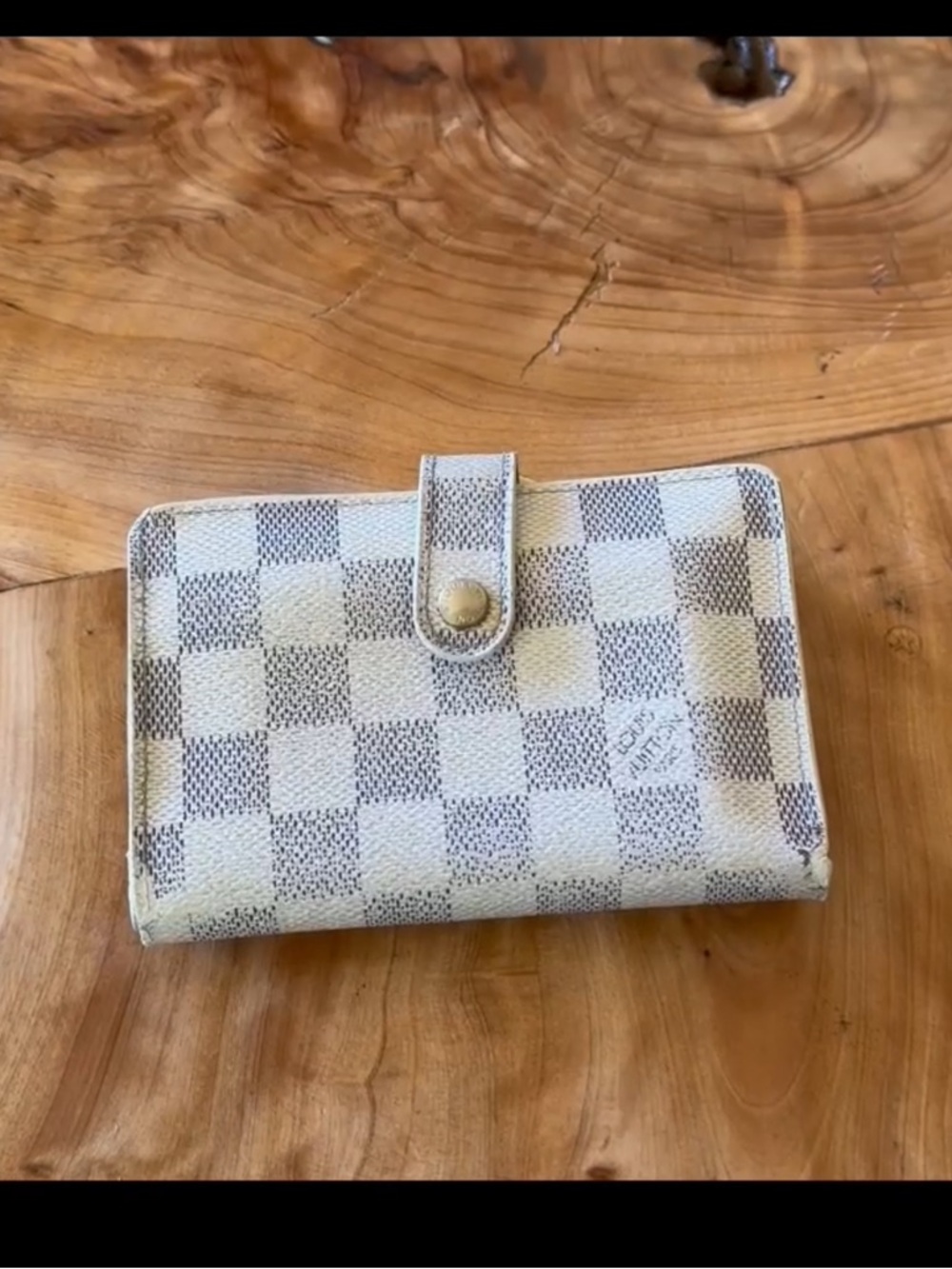 Louis Vuitton
Louis Vuitton French Purse wallet damier From the 2007 Collection